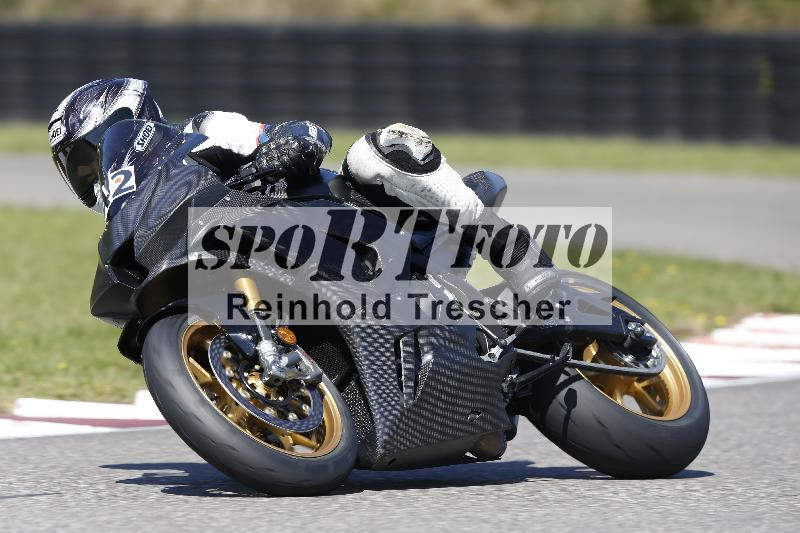 /Archiv-2025/48 25.08.2025 Cornu Master School ADR/rot-rouge/42